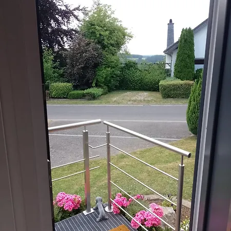 Rita's Tiny-eifel-house In Fuer 4 Personen Mit Terrasse * Monschau