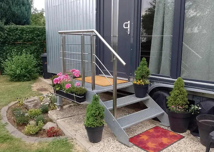 Rita's Tiny-eifel-house In Für 4 Personen Mit Terrasse